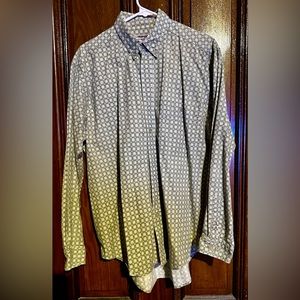 Wrangler Rugged Wear Ling Sleeve Button Down Size Large